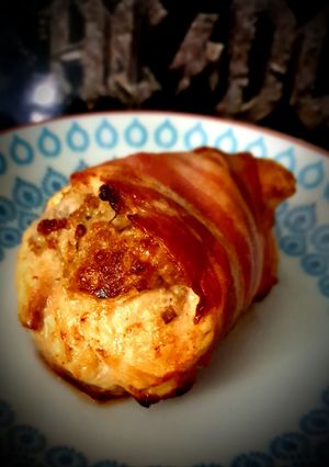 Une photo de Suprêmes de poulet farcis, sauce au Layon