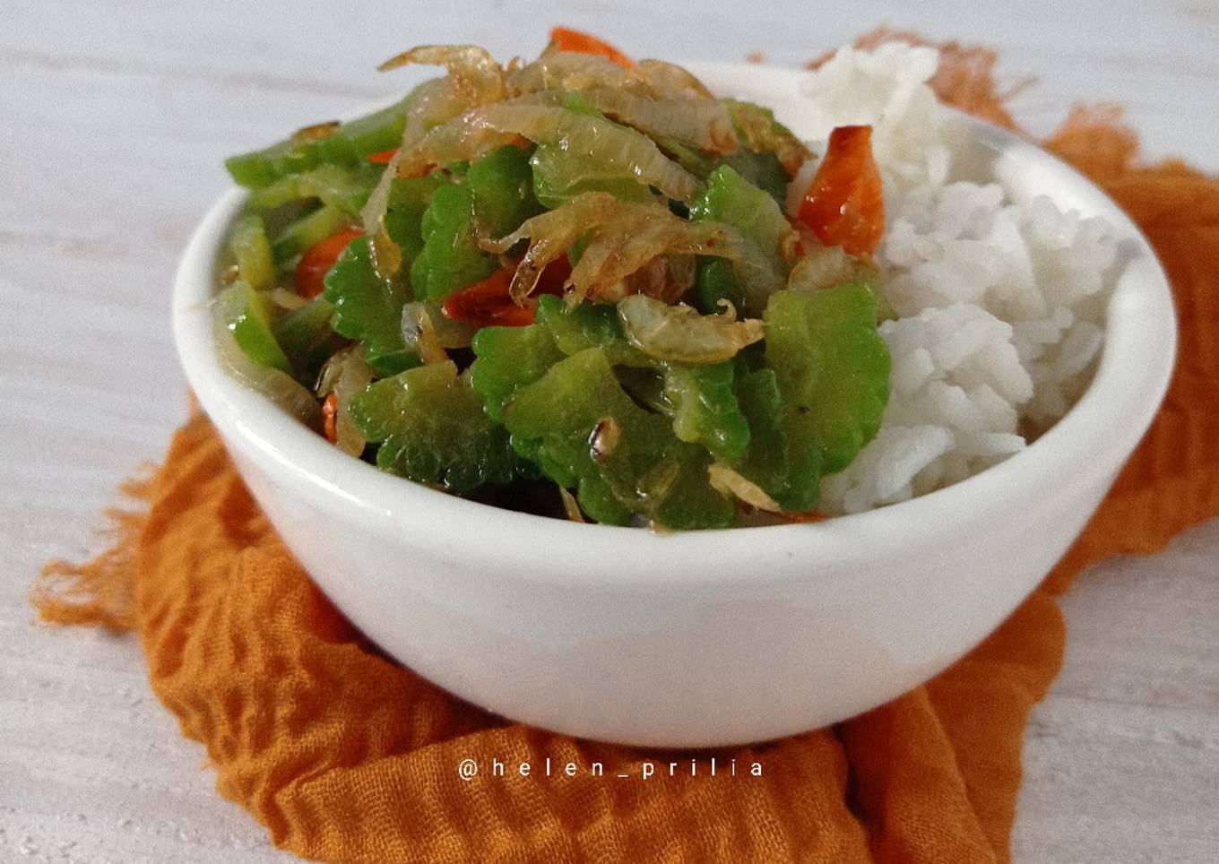 Oseng-oseng Pare Udang Rebon