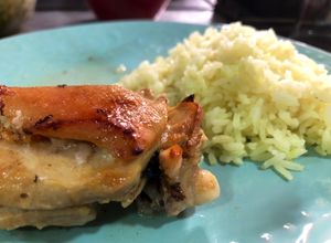 Una foto de Pollo al horno 👌🏻🤤
