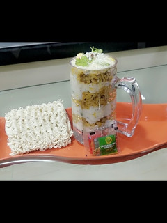 મેગી શોર્ટ (Maggi Shots Recipe In Gujarati) રેસીપી મુખ્ય ફોટો
