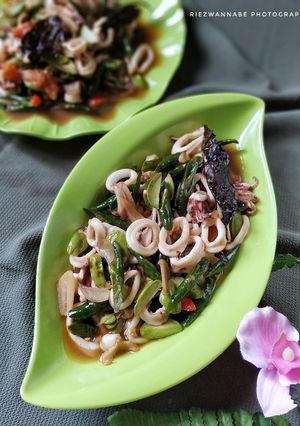 Foto resep Cumi Oseng Pete Cabe Ijo
