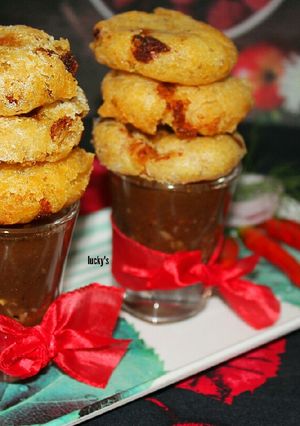 A picture of Crispy chaka pitha.