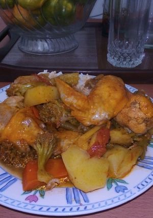 Una foto de Estofado de pollo con brócoli