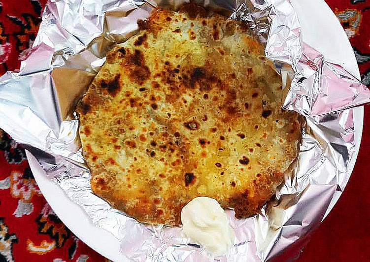 Masaledaar kheema paratha