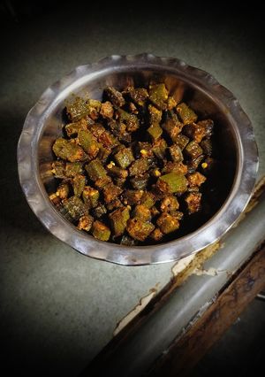 ભીંડા નું શાક (Bhinda Shak Recipe In Gujarati) રેસીપી મુખ્ય ફોટો