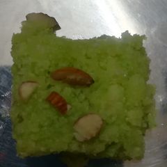 A picture of Coconut burfi.