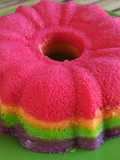 Bolu kukus pelangi