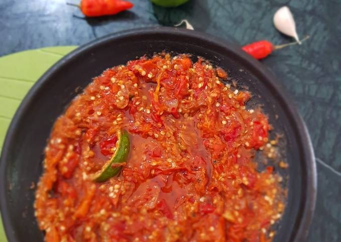 Resep Sambal Terasi Super Pedas Oleh Windy Utami Bp Cookpad