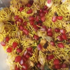 A picture of Makhana chat.