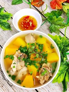 Hình của món Canh Đu Đủ Nấu Đuôi Heo.
