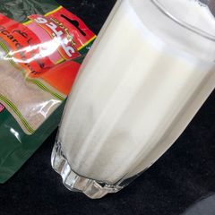 A picture of Milk lassi.