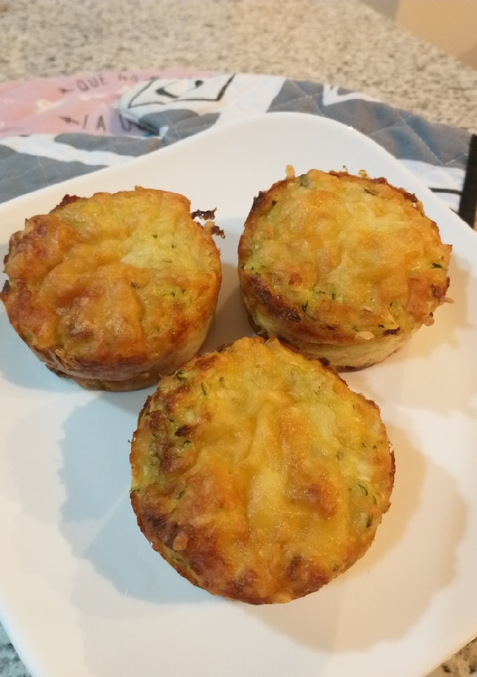 Una foto de Tartaletas de calabacín y queso