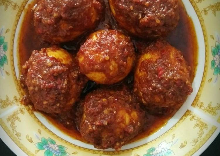 Rahasia Membuat Telur Bumbu Bali Enak dan Antiribet