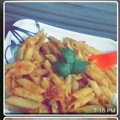 A picture of Red sauce pasta.