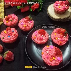 A picture of Eggless Strawberry Cupcakes.