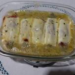 Endibias con jamón serrano y queso gratinadas