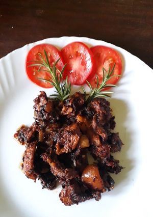 A picture of Spicy Mbuzi Ulaya aka Pork Meat, with some honey#authormarathon#.
