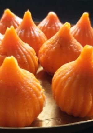 ছানার মোদক (Chhanar modak recipe in Bengali) রেসিপির প্রধান ছবি
