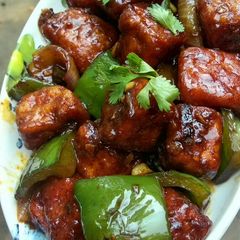 A picture of Paneer manchurian.