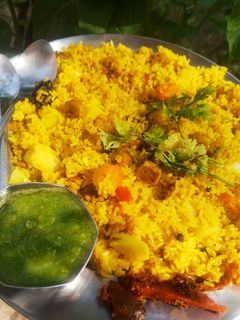 वेजिटेबल एग मिक्स खिचड़ी (तेहरी) रेसिपी मुख्य फोटो