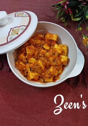 A picture of Methi Malai Paneer.