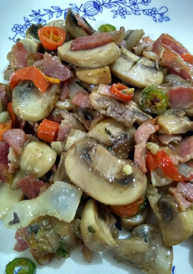 Una foto de Champiñones con tocino!