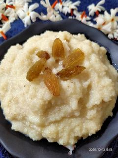 সুজির হালুয়া (soojir halua recipe in Bengali) রেসিপির প্রধান ছবি
