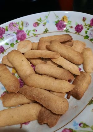 Hình của món Bánh lưỡi mèo 2 trứng.