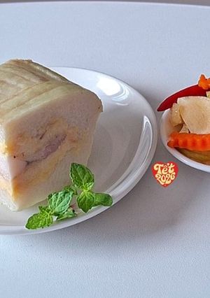 Hình của món Bánh CHƯNG.