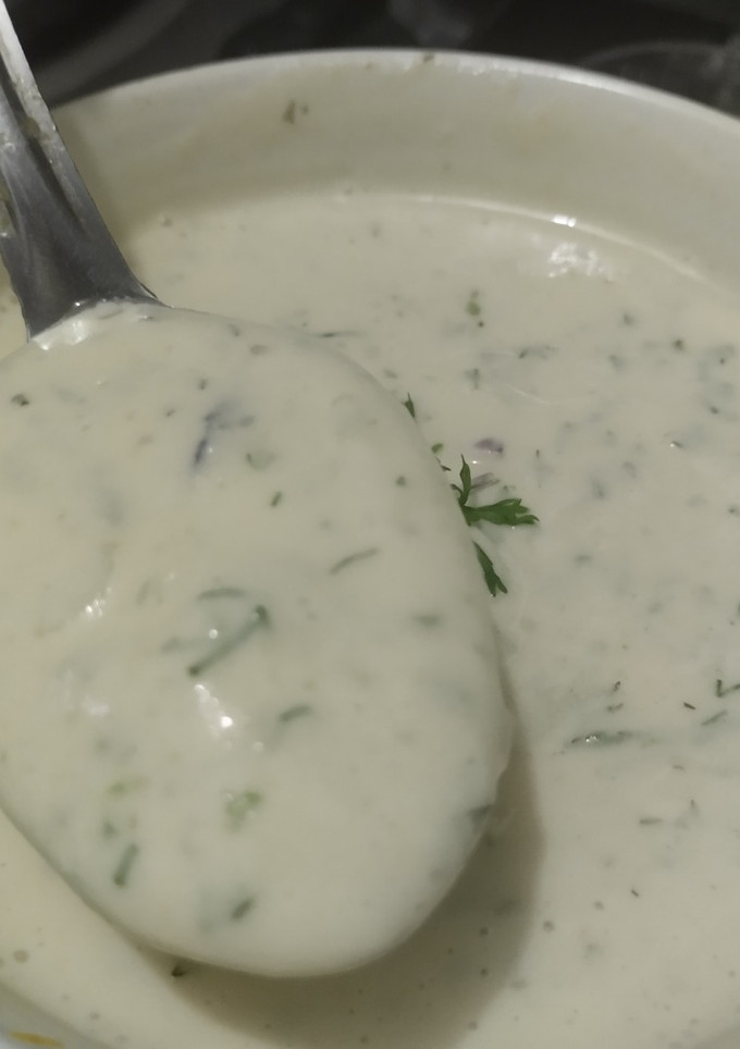 Una foto de Salsa tártara liviana🥙🥯🍎