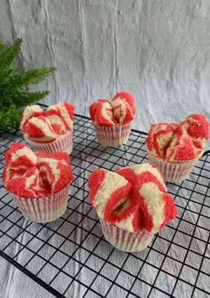 Foto resep Bolu Kukus Mekar Merah Putih