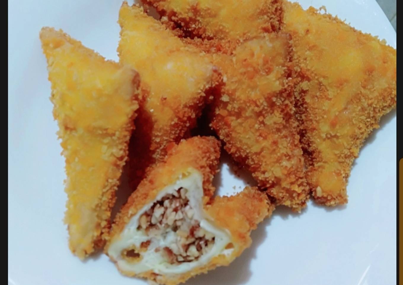 Roti tawar goreng isi kacang manis