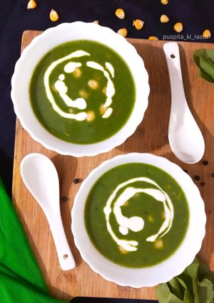 A picture of Spinach corn soup.