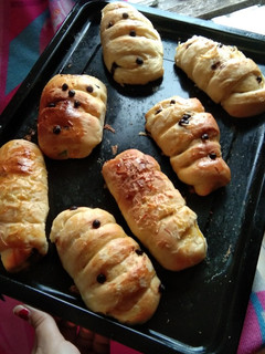 Foto resep Banana cheese bread - roti manis - resep dasar roti mudah