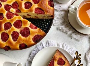 Foto resep Simple French Strawberry Cake