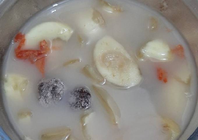 Bagaimana Menyiapkan Asinan Salak yang Enak