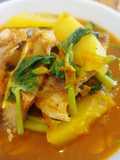 Southern Thai Sour Curry with Fried Tilapia and Papaya