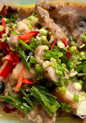 รูปของ กระดูกอ่อนหมูนึ่งเต้าซี่🫚🧄