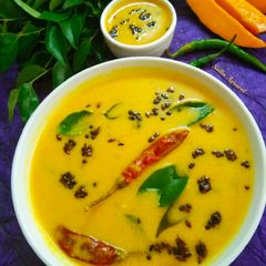 A picture of Fajeto Gujarati kadhi.