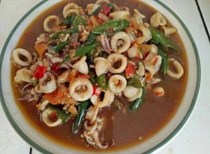 Foto resep Cumi basah saus tiram extra pedas