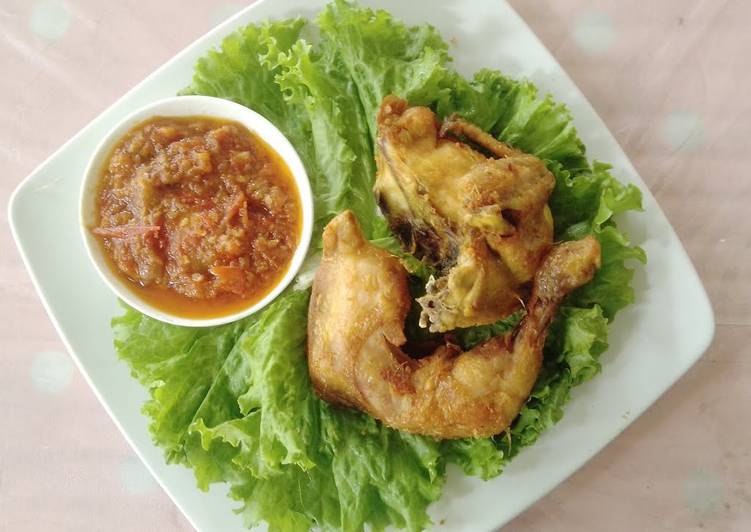 Pecel ayam