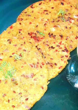 A picture of Corn Flax Mini Parathas.