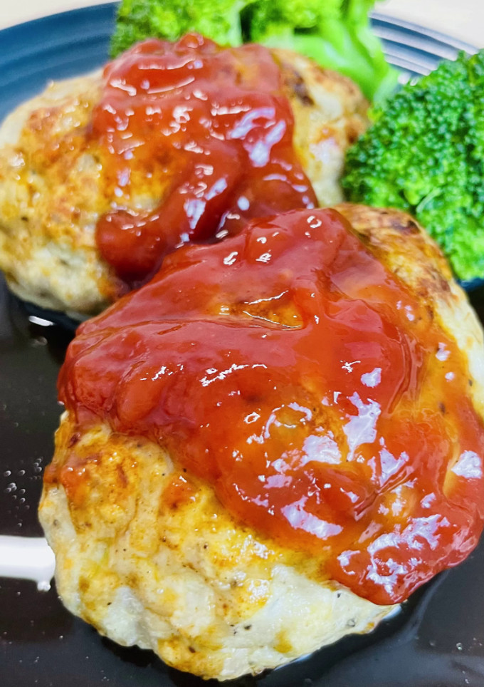 脫脂日式漢堡排｜過熱水蒸氣烤箱微波爐 的食譜成品照片
