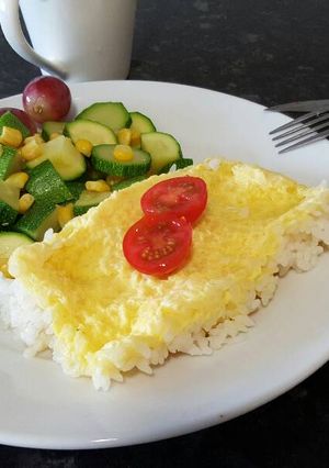 Foto principal de Tortilla de arroz con calabacín y maíz