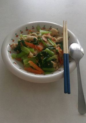 Hình của món Mỳ xào gà kiểu Nhật hương vị Việt Nam. .