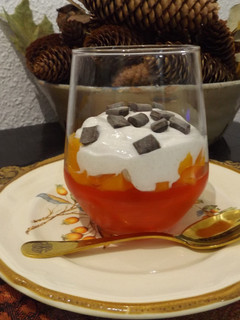 Una foto de Postre light de melocotón en almíbar y requesón