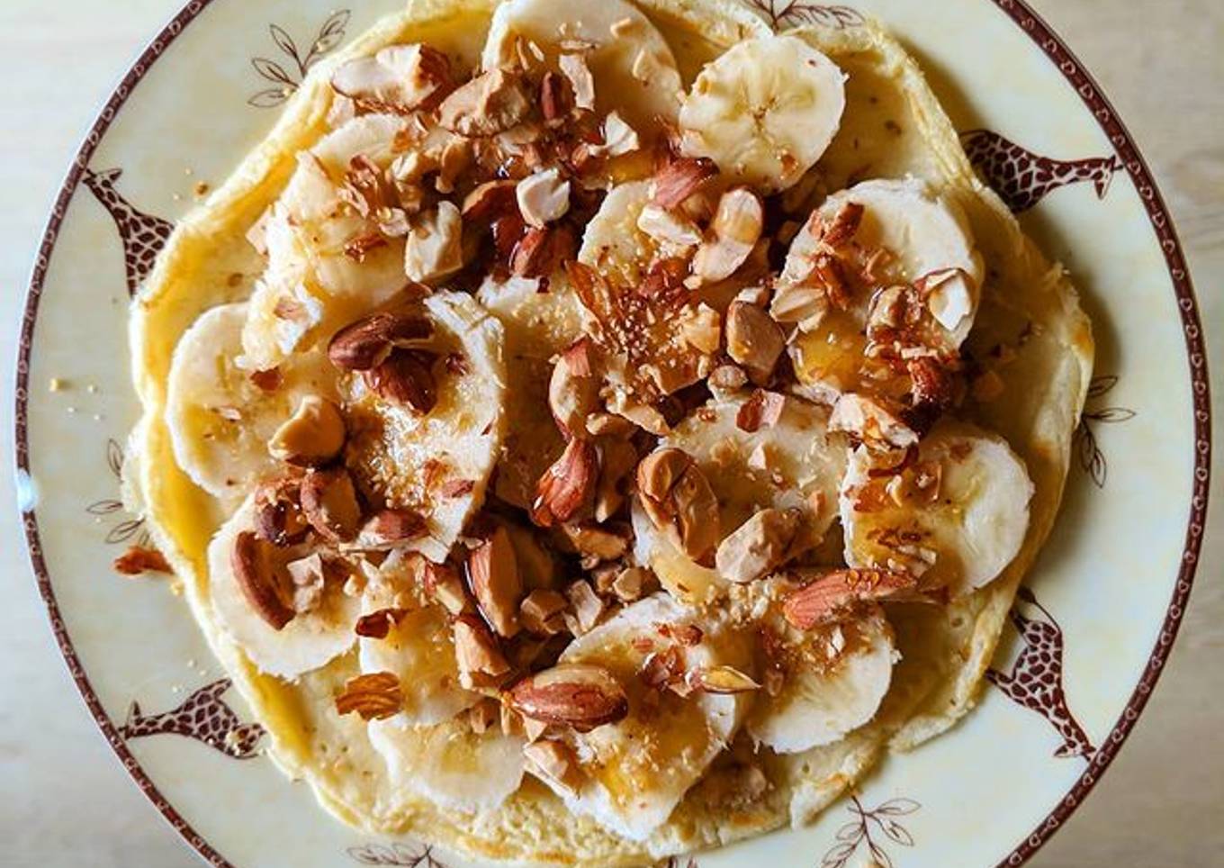 Crepes con Plátano y Almendras Tostadas
