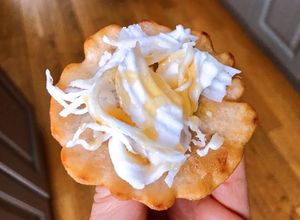 Hình của món 💚 Bánh Tai Yến Dẹp Nhân Dừa Bào & Mật Ong.