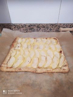 Una foto de Hojaldre de natillas y manzana