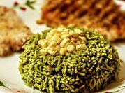 A picture of arroz verde